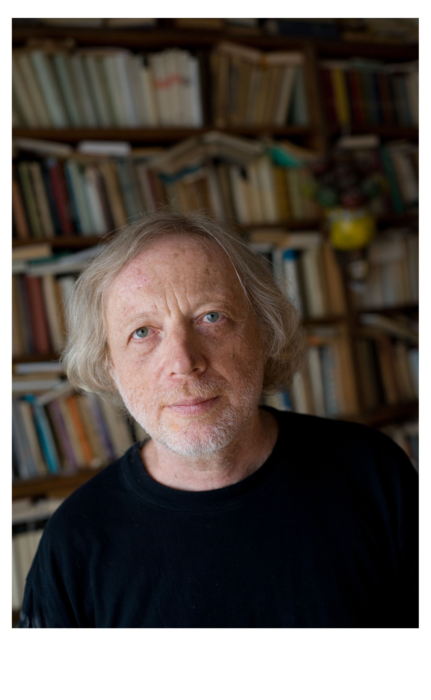 Michal Ajvaz uznawany jest za wybitnego przedstawiciela nurtu realizmu magicznego w literaturze czeskiej.